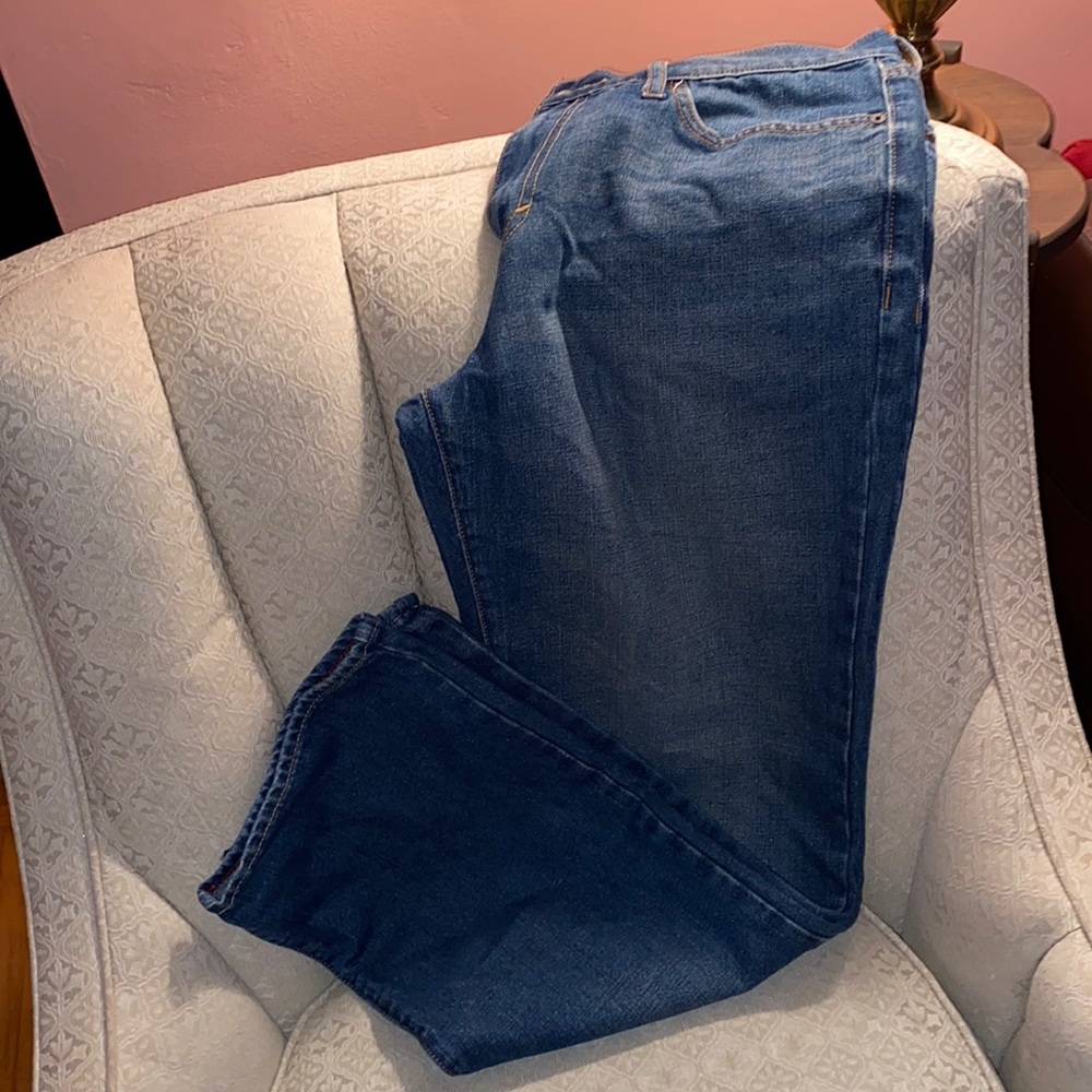 NEW PRICE!  Old navy famous jeans!